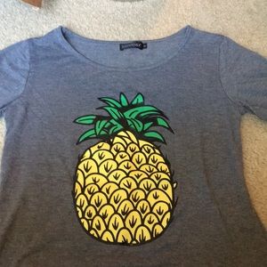 Cute short sleeve pineapple t